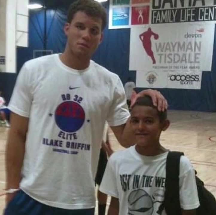 3：0！姆巴佩一条龙破门+超级世界波，连破2大纪录，皇马终结3连平（3-0！姆巴佩长途奔袭破门+远射世界波，连破两项纪录，皇马终结三连平）