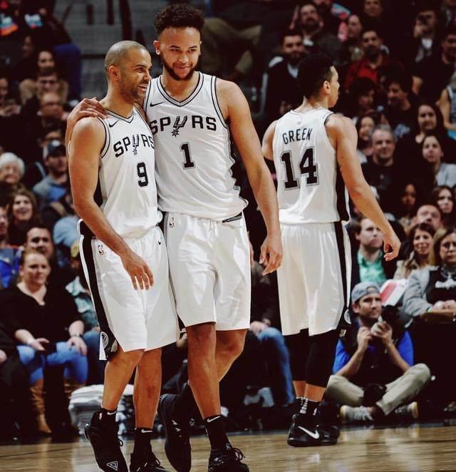 巴萨靠新人撑起半边天（新秀撑起巴萨半壁江山）