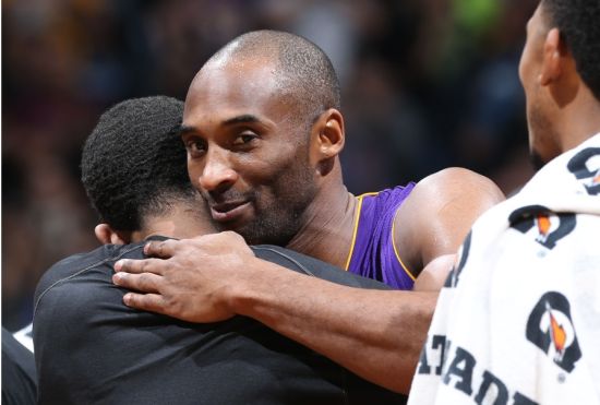 布斯克茨：很期待去看看新诺坎普，也很想在那里好好感受一下（布斯克茨：迫不及待参观新诺坎普，盼在那里深切感受一番）